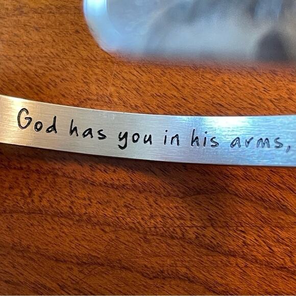 Grandpa “ God‎ Has you in His Arms, I Have You in My Heart” Memory Bracelet NEW - Picture 3 of 6